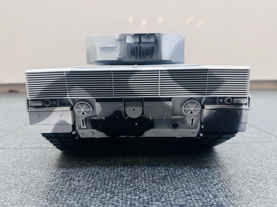 RC Panzer "German Leopard 2A6" Schnee Tarnung Lackiert Heng Long 1:16 mit Stahlgetriebe -2,4Ghz V7.0 – Bild 12