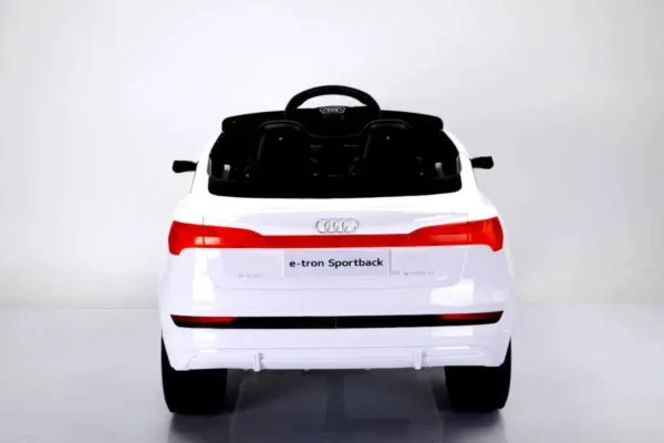 Kinderfahrzeug - Elektro Auto "Audi E-Tron Sportback" - lizenziert - 12V Akku - 2 Motoren- 2,4Ghz + MP3 + Leder – Bild 4