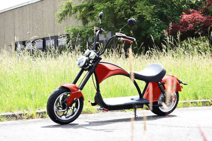 Elektro Scooter Coco Bike E-Chopper mit Straßenzulassung bis zu 48 km/h schnell - ca. 50 km Reichweite, 60V | 2000W | 20AH Akku -CP4 Plus