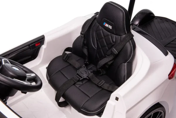 Elektro Kinderfahrzeug "BMW M5" - lizenziert - 12V7A Akku, 2 Motoren- 2,4Ghz Fernsteuerung, MP3, Ledersitz+EVA-Weiss – Bild 3