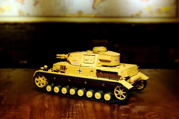 RC Panzer "Kampfwagen IV Ausf.F-1" Heng Long 1:16 Sandfarbe mit Rauch und Sound, Stahlgetriebe und 2,4Ghz+V7.0 – Bild 10