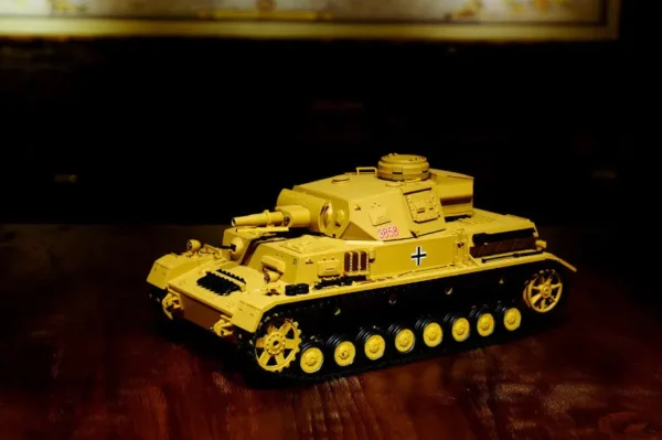 RC Panzer "Kampfwagen IV Ausf.F-1" Heng Long 1:16 Sandfarbe mit Rauch und Sound, Stahlgetriebe und 2,4Ghz+V7.0 – Bild 11