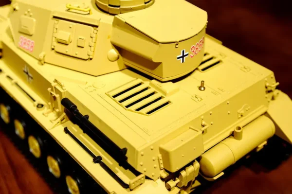 RC Panzer "Kampfwagen IV Ausf.F-1" Heng Long 1:16 Sandfarbe mit Rauch und Sound, Stahlgetriebe und 2,4Ghz+V7.0 – Bild 13