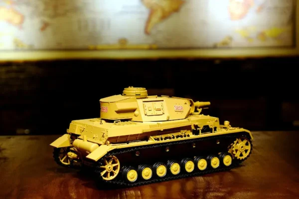RC Panzer "Kampfwagen IV Ausf.F-1" Heng Long 1:16 Sandfarbe mit Rauch und Sound, Stahlgetriebe und 2,4Ghz+V7.0 – Bild 3