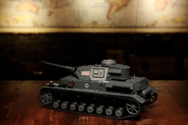 RC Panzer "Kampfwagen IV Ausf.F-2" Heng Long 1:16 Grau mit Rauch&Sound, Stahlgetriebe und 2,4Ghz -V7.0 – Bild 2