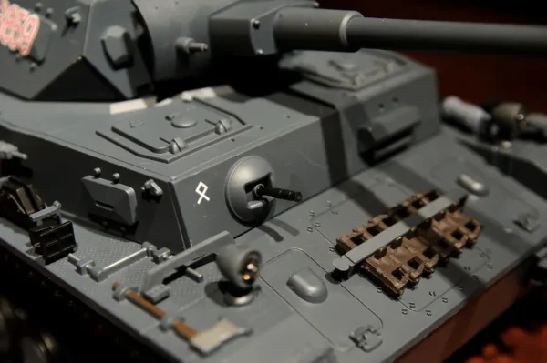 RC Panzer "Kampfwagen IV Ausf.F-2" Heng Long 1:16 Grau mit Rauch&Sound, Stahlgetriebe und 2,4Ghz -V7.0 – Bild 7