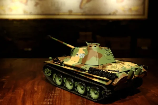 RC Panzer "Panther G" Heng Long 1:16 mit Rauch&Sound und Stahlgetriebe und Metallketten- 2,4Ghz -V 7.0 - PRO mit RRZ – Bild 6