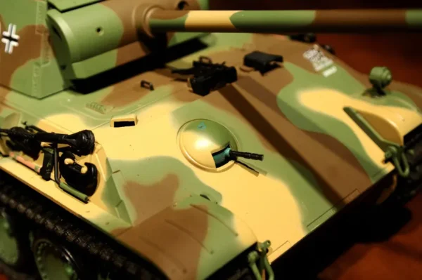 RC Panzer "Panther G" Heng Long 1:16 mit Rauch&Sound und Stahlgetriebe und Metallketten- 2,4Ghz -V 7.0 - PRO mit RRZ – Bild 8