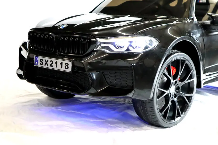 Elektro Kinderfahrzeug "BMW M5" - lizenziert - 12V7A Akku, 2 Motoren- 2,4Ghz Fernsteuerung, MP3, Ledersitz+EVA-Schwarz – Bild 3
