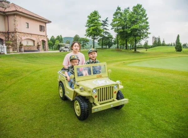 Kinderfahrzeug - Elektro Auto Off-road 3 Sitzer mit 12V14A Akku und 4 Motoren "Camouflage Grün" 2,4Ghz+Ledersitz+EVA – Bild 4