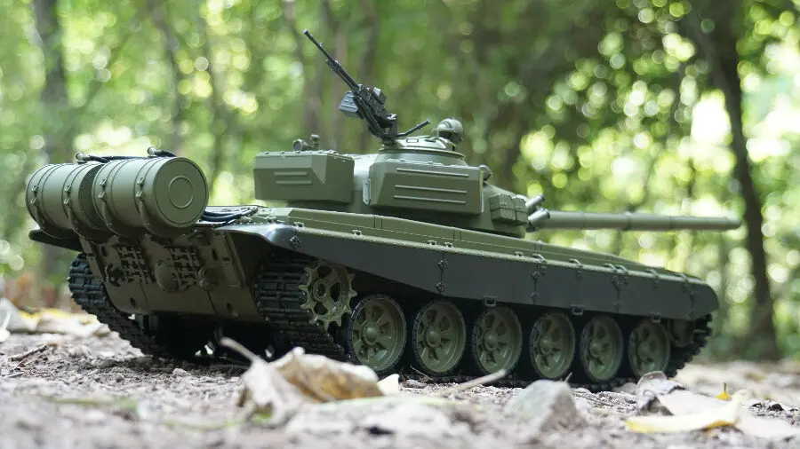 RC Panzer "Russicher T-72" Heng Long 1:16 mit Rauch&Sound und Stahlgetriebe -2,4Ghz -V 7.0 ERA – Bild 3