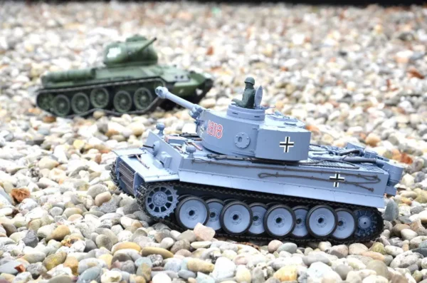 RC Panzer "German Tiger I" Heng Long 1:16 Grau, Rauch&Sound+Stahlgetriebe und 2,4Ghz -V 7.0 – Bild 3